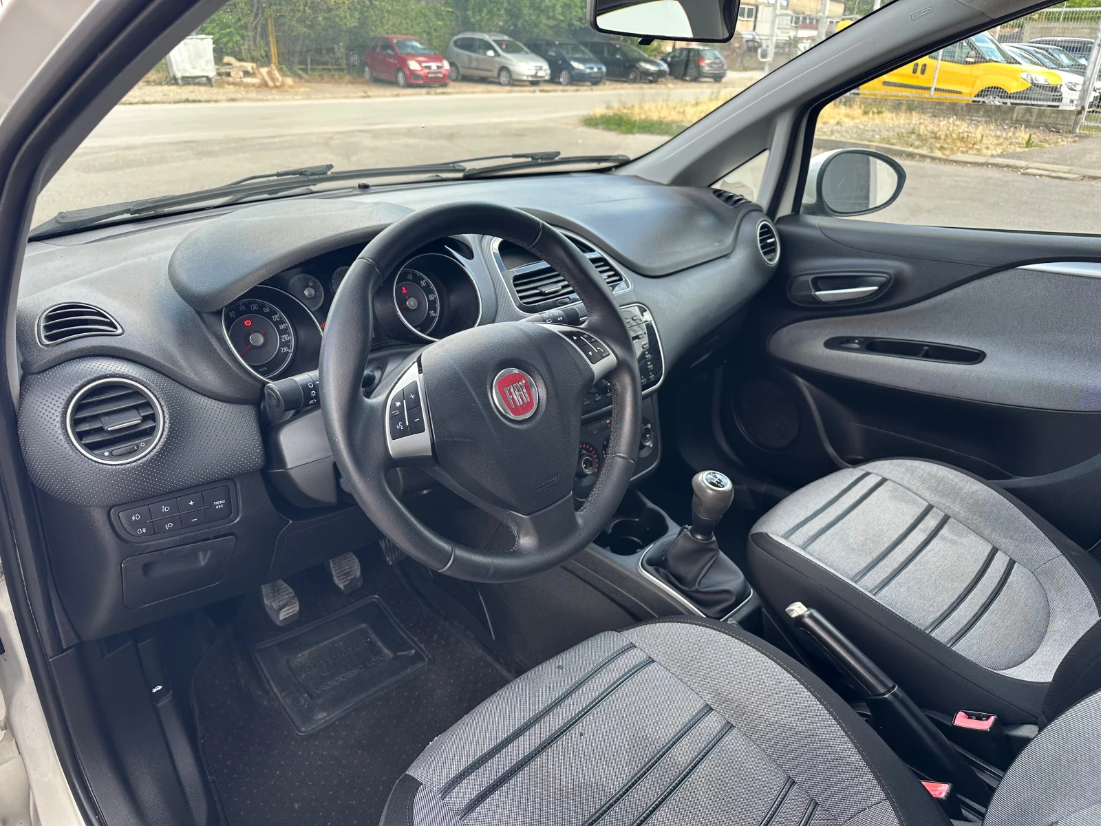 Fiat Punto 1.3JTD Evo Design   | Mobile.bg   11