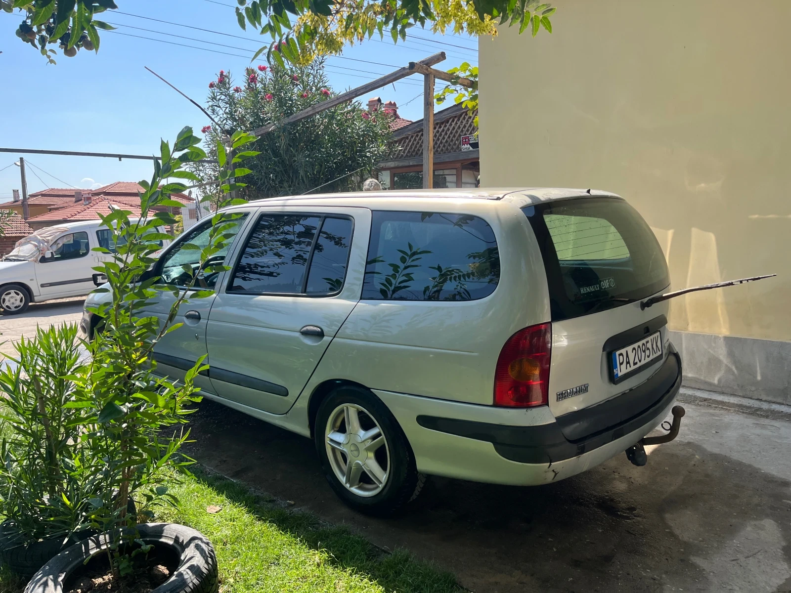 Renault Megane 1.6i - изображение 3