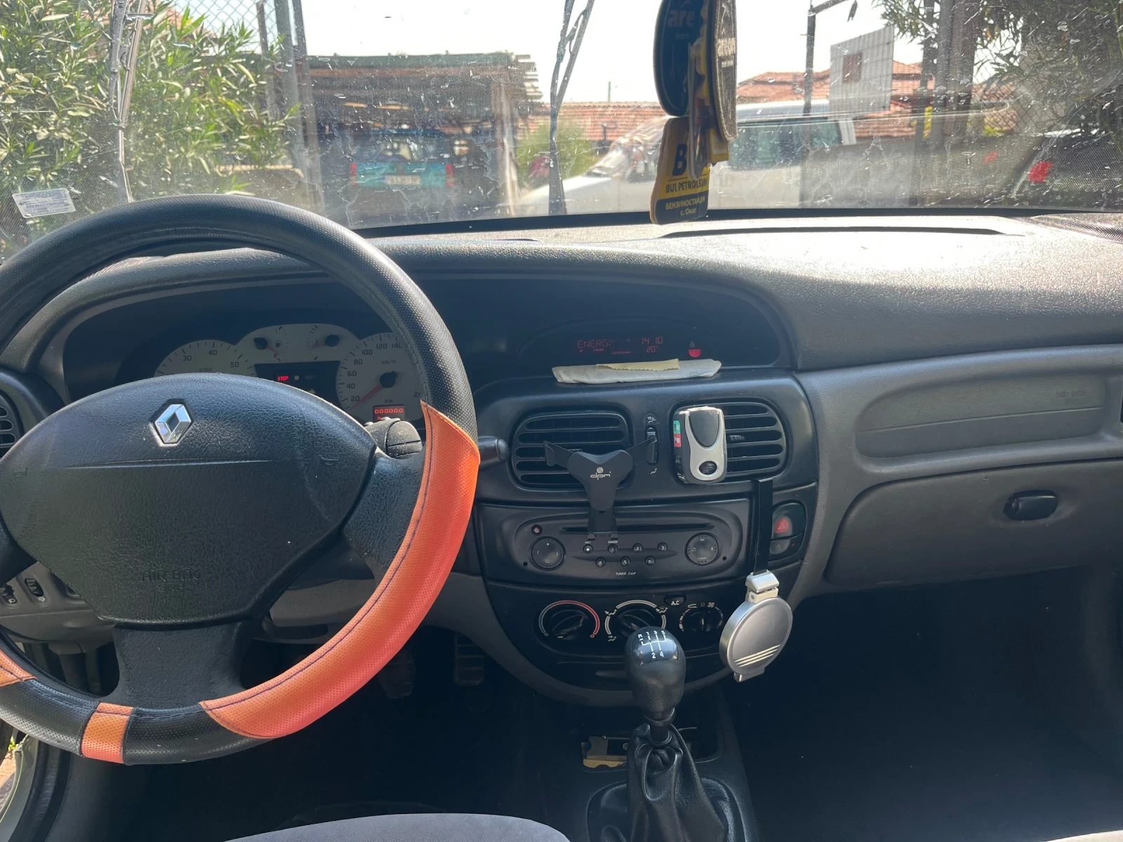 Renault Megane 1.6i - изображение 7
