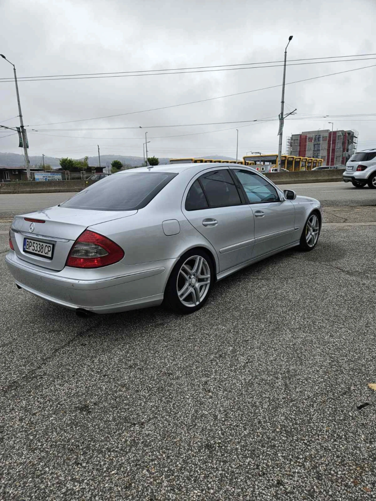 Mercedes-Benz E 320 CDI - изображение 4