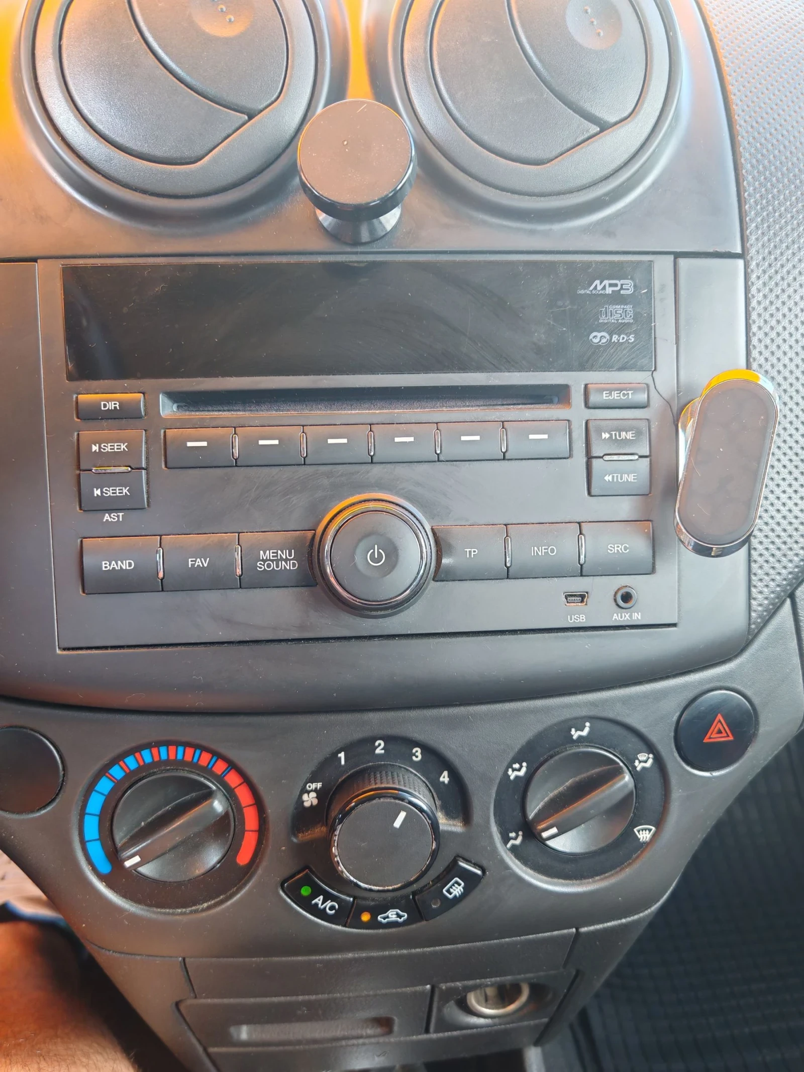 Chevrolet Aveo 1.2 BENZIN/GAS - изображение 8