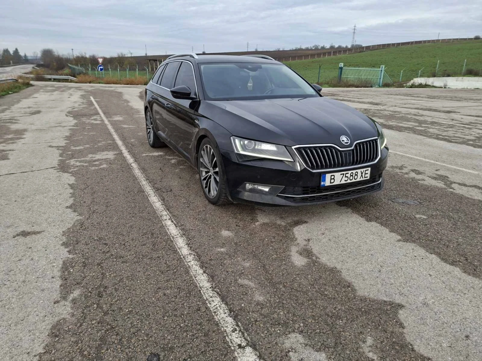 Skoda Superb L&K - изображение 2