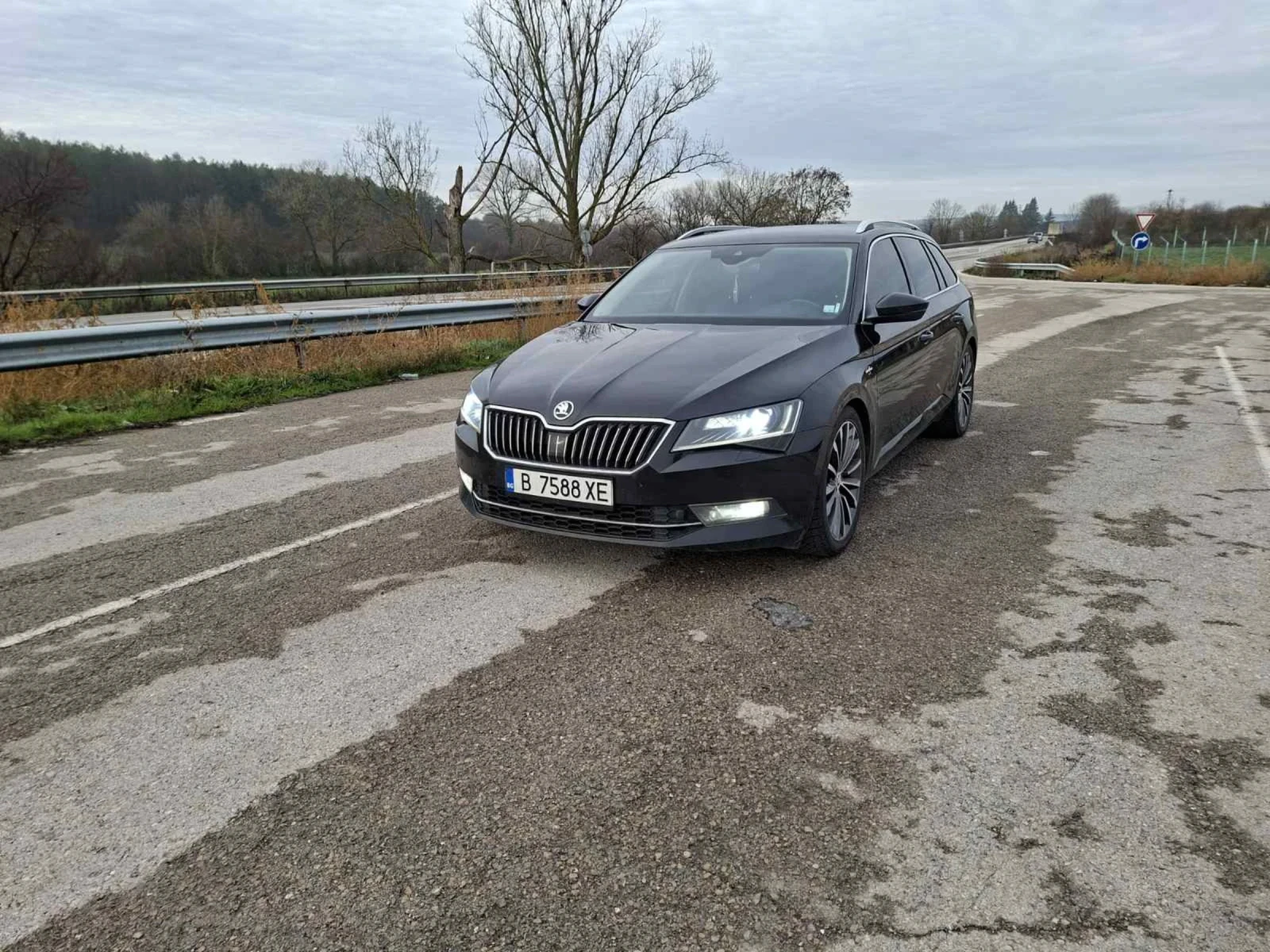 Skoda Superb L&K - изображение 10