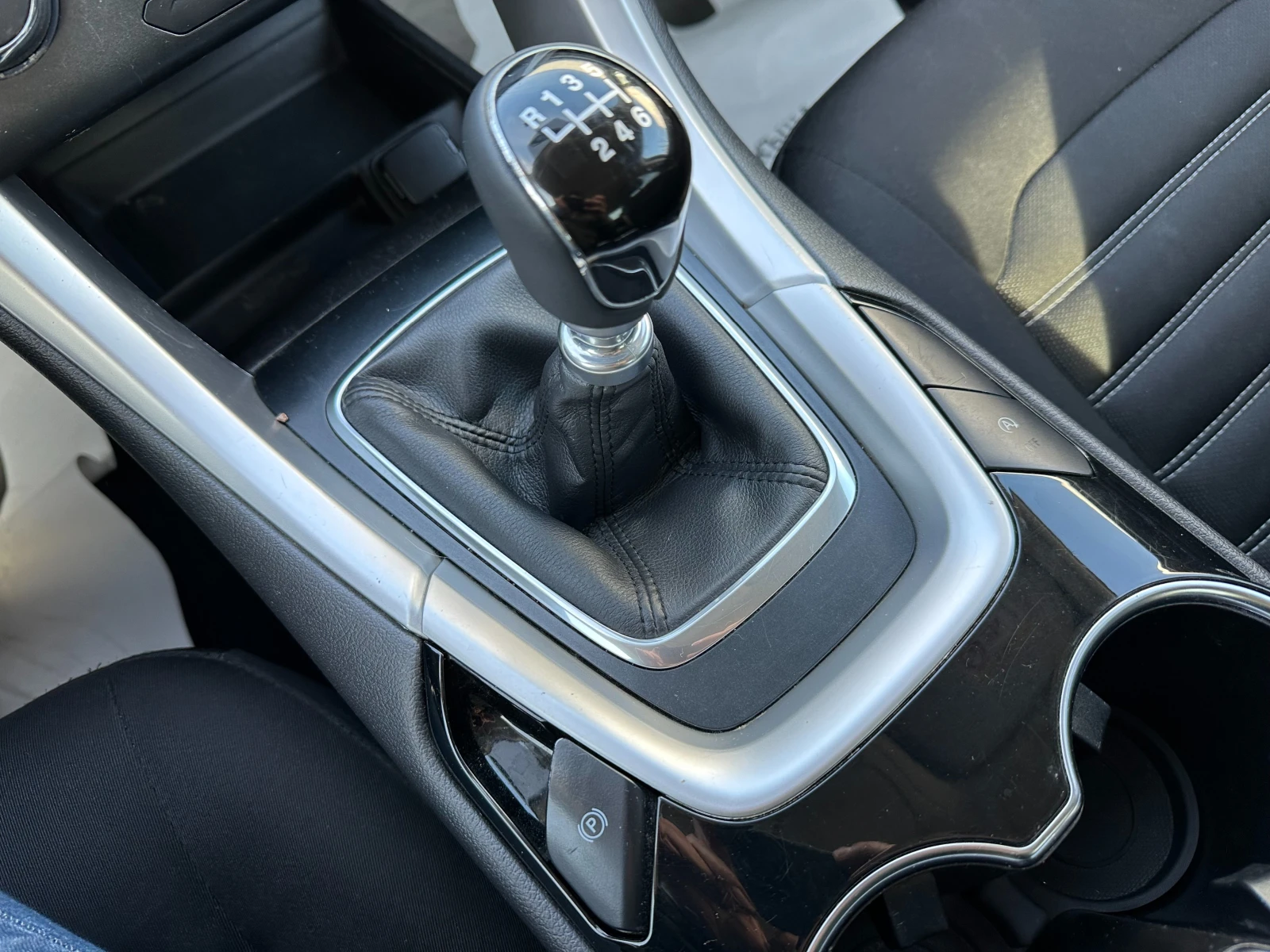 Ford Mondeo 1.5i 160 �.�./�������� �� ��������  | Mobile.bg � ����������� 11