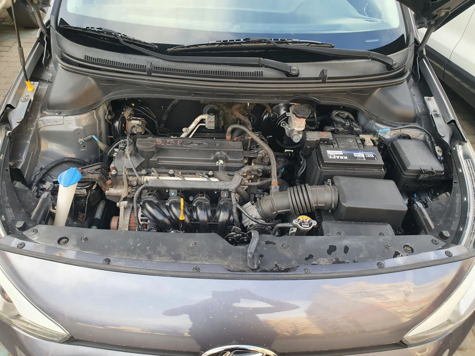 Hyundai I20, снимка 5 - Автомобили и джипове - 53865762