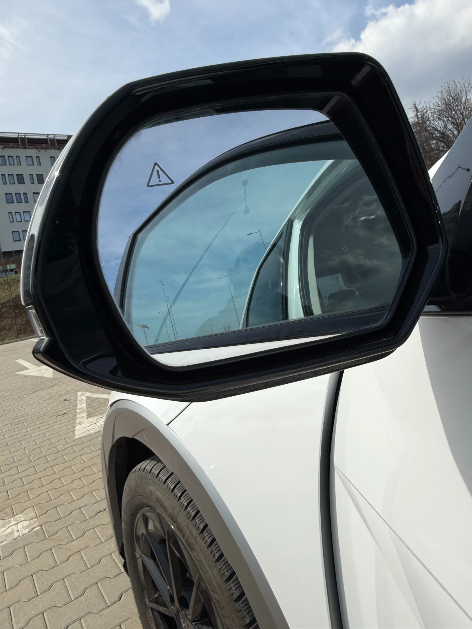 Hyundai Ioniq 5 Long Range 72.6 kWh, Гаранционен автомобил, снимка 16 - Автомобили и джипове - 53984201