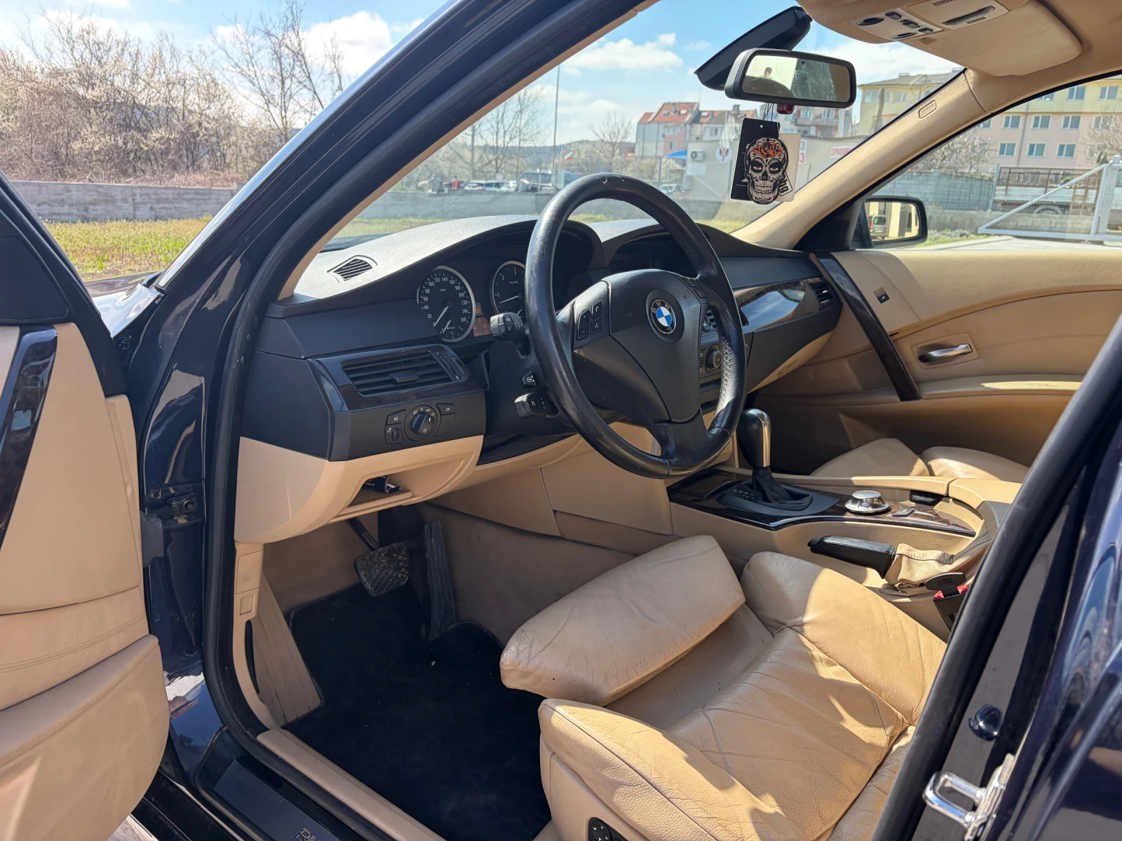 BMW 530 218КС. NAVI / BI-XENON / RECARO, снимка 10 - Автомобили и джипове - 54042518