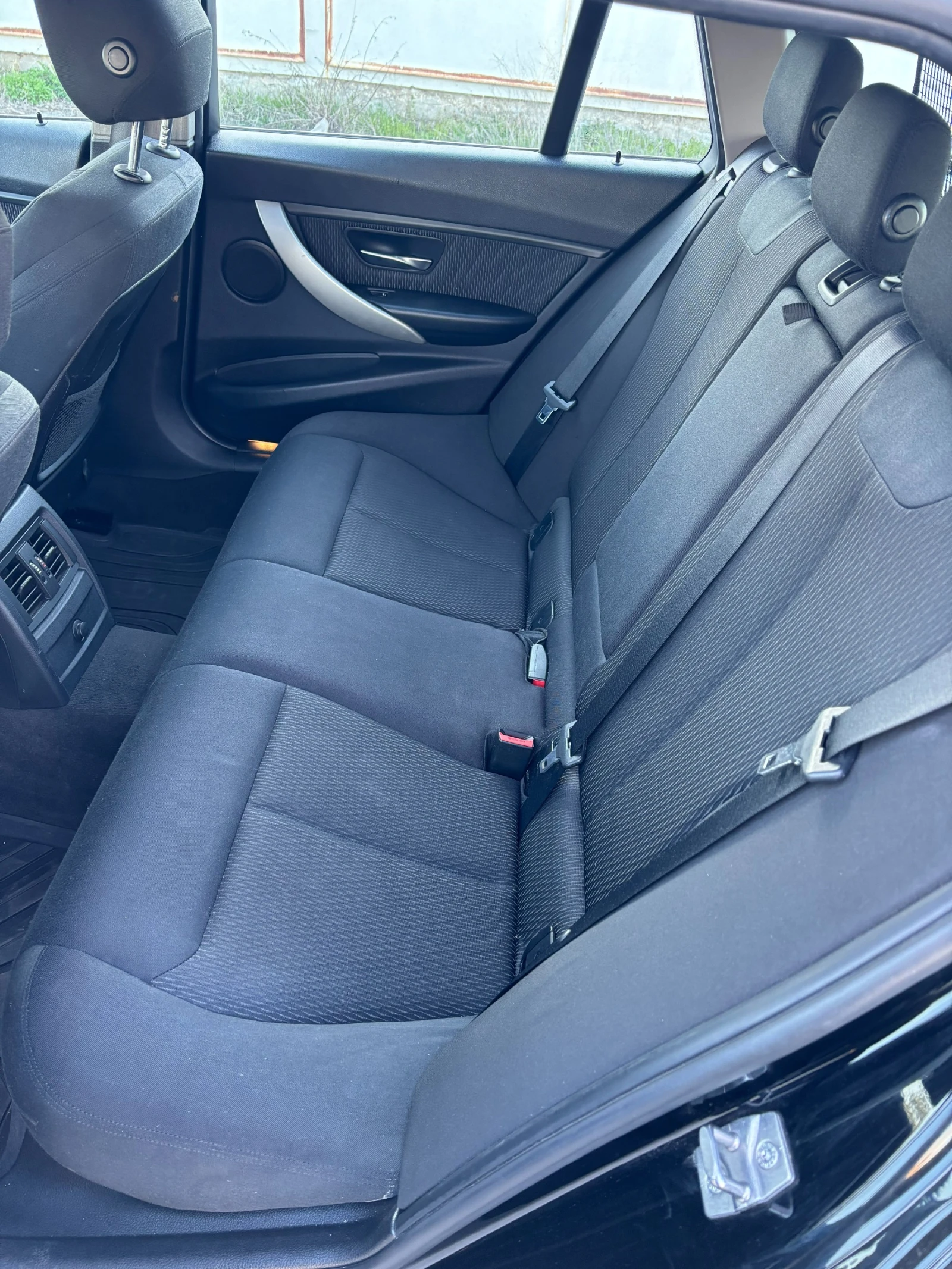 BMW 318 2.0, снимка 10 - Автомобили и джипове - 54144481