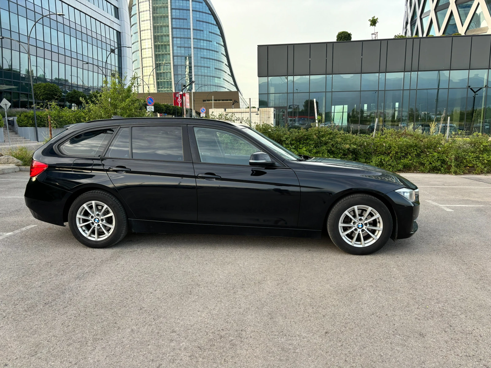 BMW 318 2.0, снимка 8 - Автомобили и джипове - 54144481