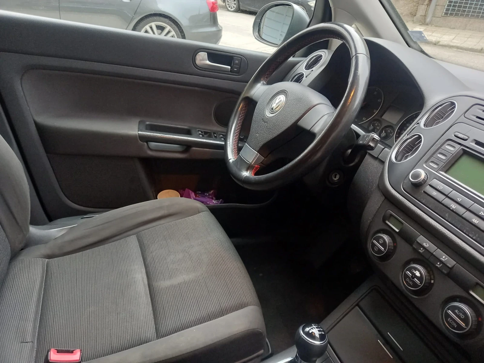 VW Golf Plus, снимка 5 - Автомобили и джипове - 54152445