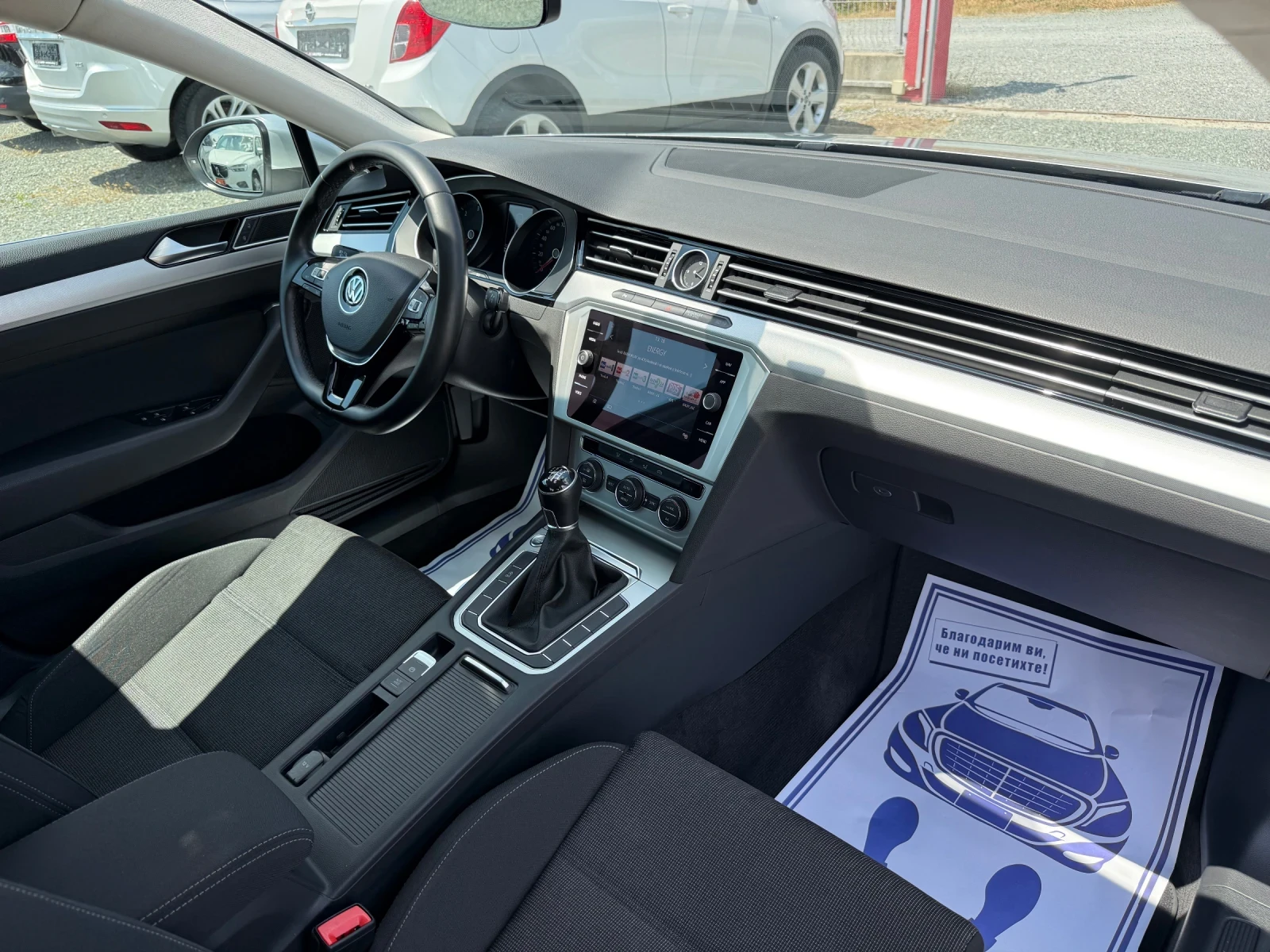 VW Passat (KATO НОВА), снимка 15 - Автомобили и джипове - 54479002