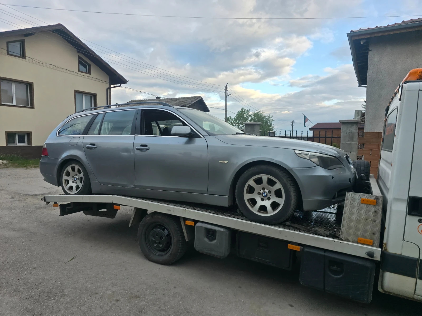 BMW 525 2.5д, снимка 2 - Автомобили и джипове - 54549077