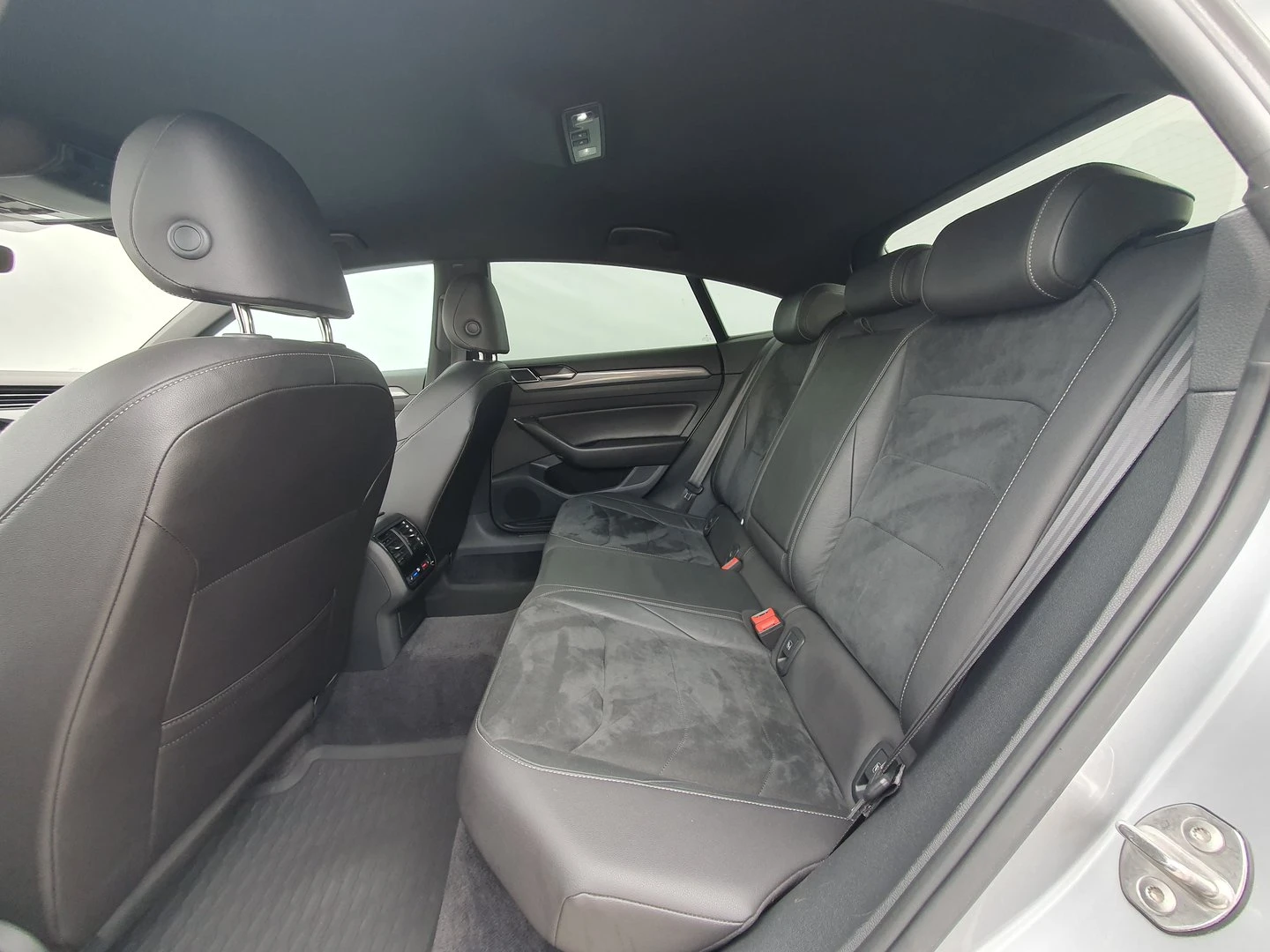 VW Arteon | Mobile.bg � ����������� 5