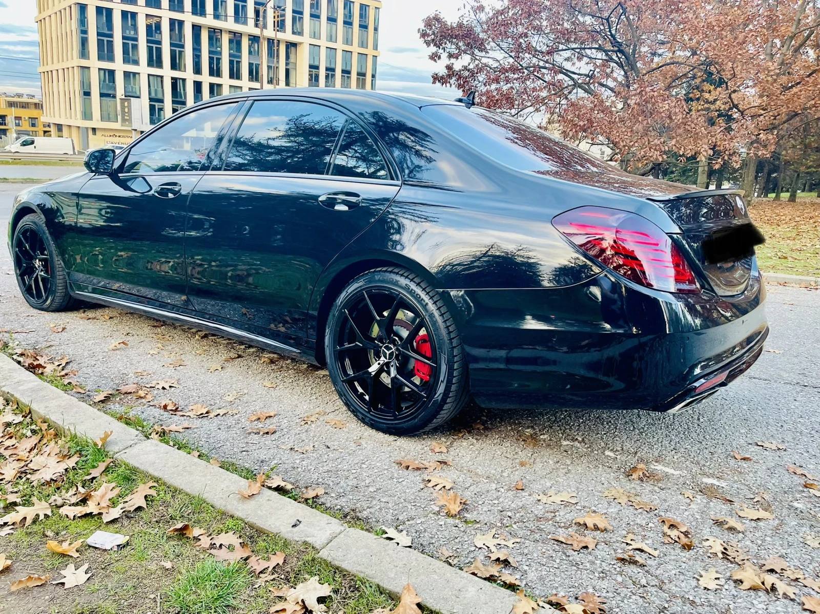 Mercedes-Benz S 500 63AMG/4Matic/Long/Генерация/2-ри собственик/Каско, снимка 3 - Автомобили и джипове - 54699410