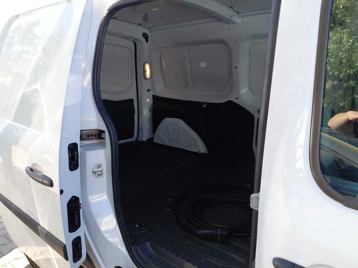 Renault Kangoo Maxi-Z.E.33kWh-Очакван внос., снимка 6 - Автомобили и джипове - 54869696