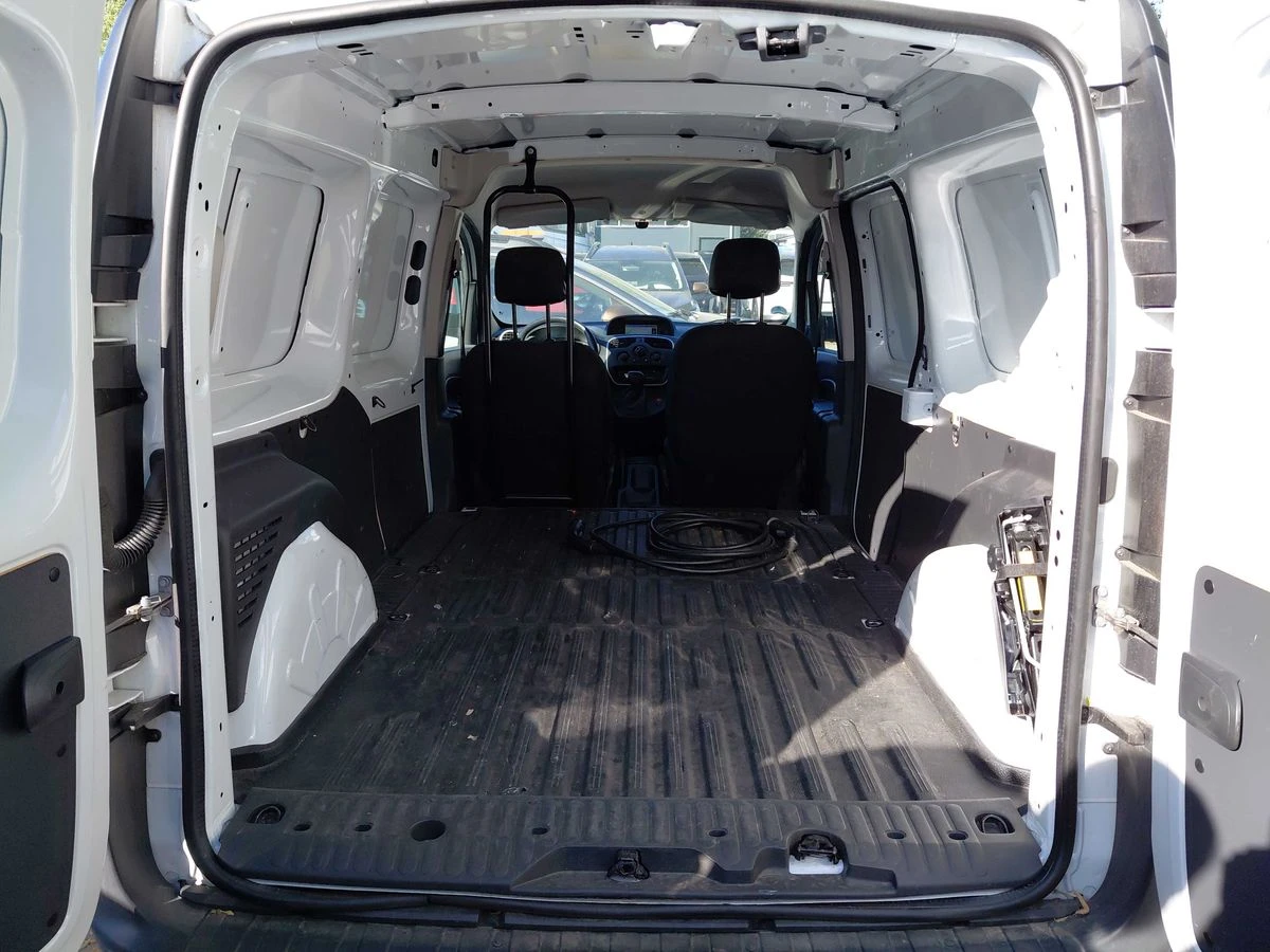 Renault Kangoo Maxi-Z.E.33kWh-Очакван внос., снимка 5 - Автомобили и джипове - 54869696