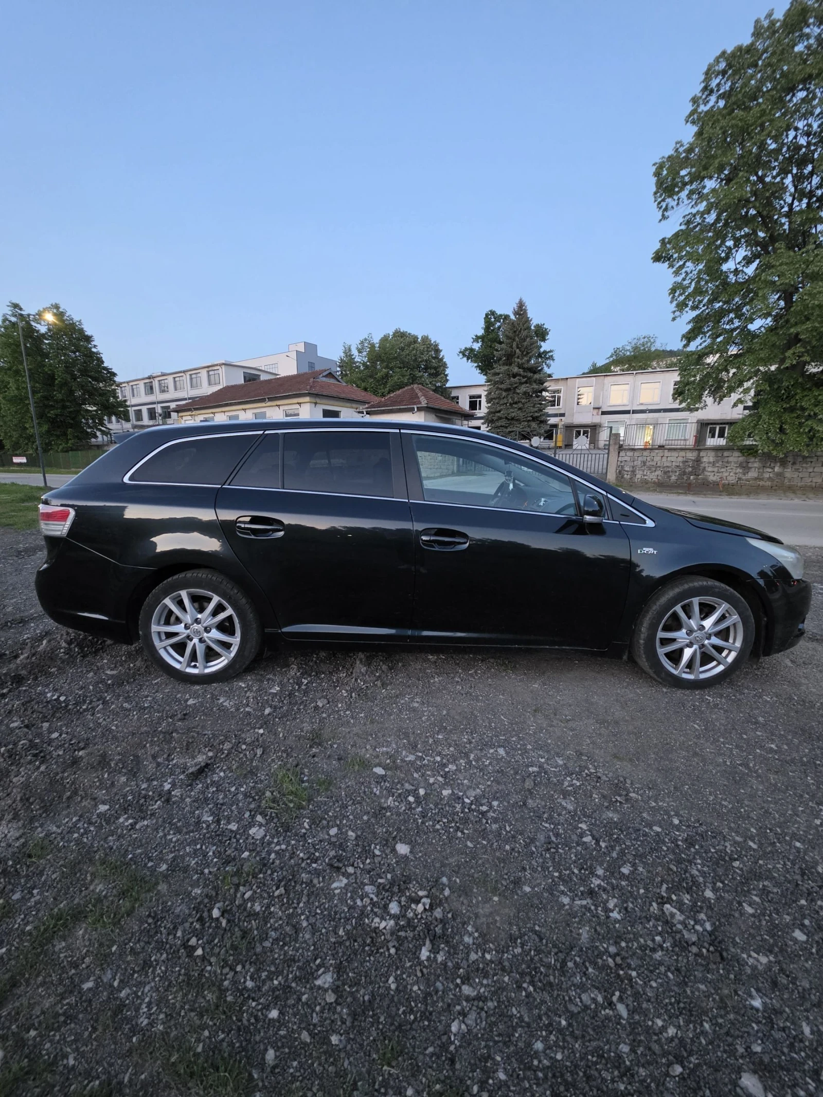 Toyota Avensis T27 2.2 D-CAT 150hp , снимка 2 - Автомобили и джипове - 55148402
