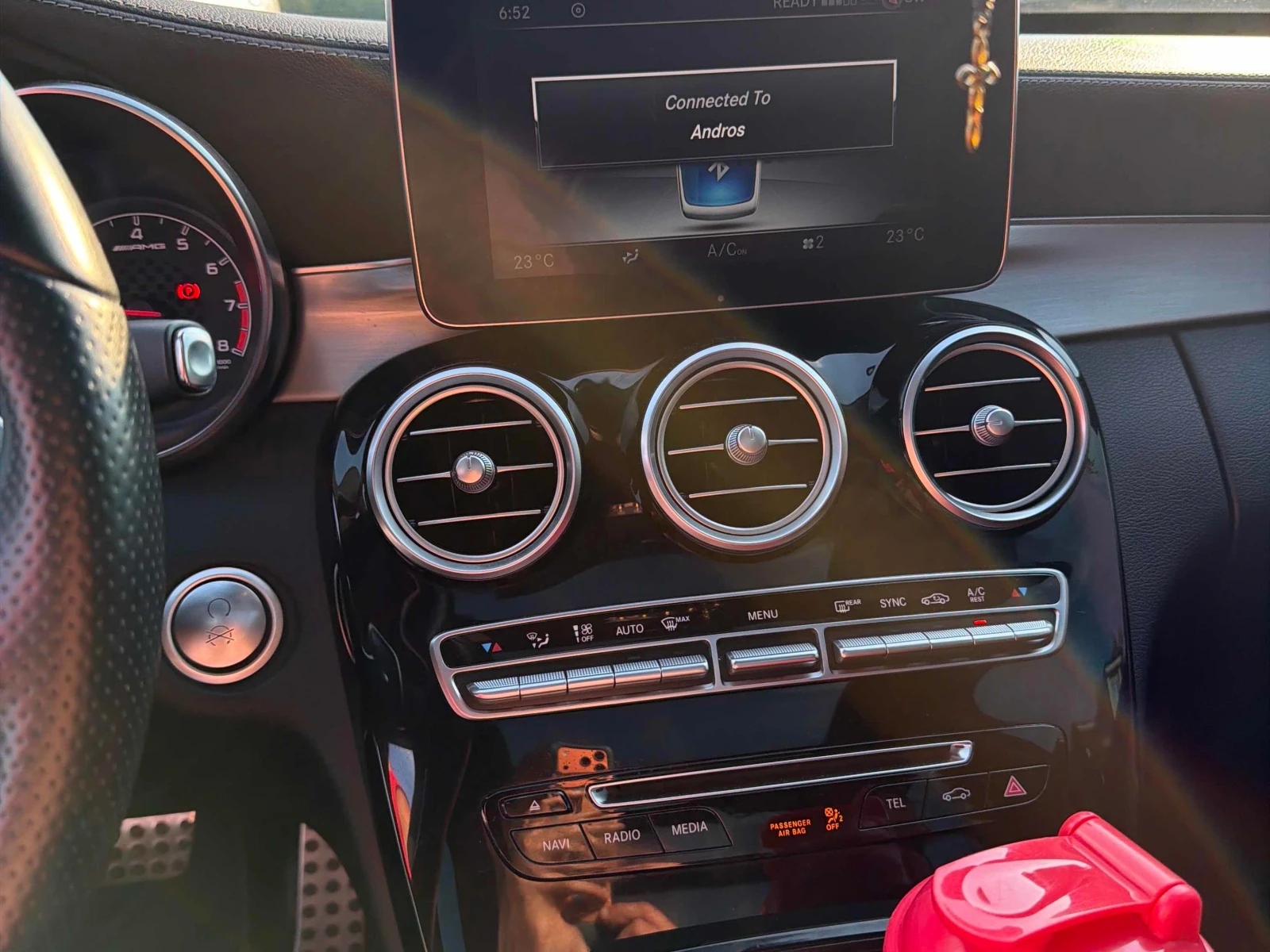 Mercedes-Benz C 43 AMG RED INTERIOR * * CARFAX * * БЕЗ ИНЦИДЕНТИ * , снимка 8 - Автомобили и джипове - 55240276