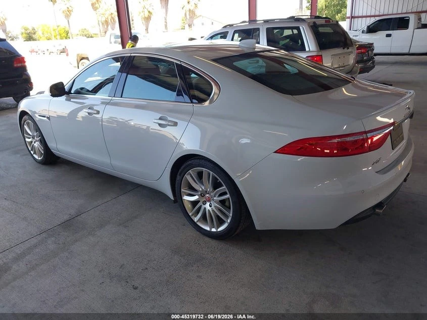 Jaguar Xf * PORTFOLIO* LIMITED* ПАНО* KEYLESS* Camera* ПОДГР, снимка 5 - Автомобили и джипове - 55433595