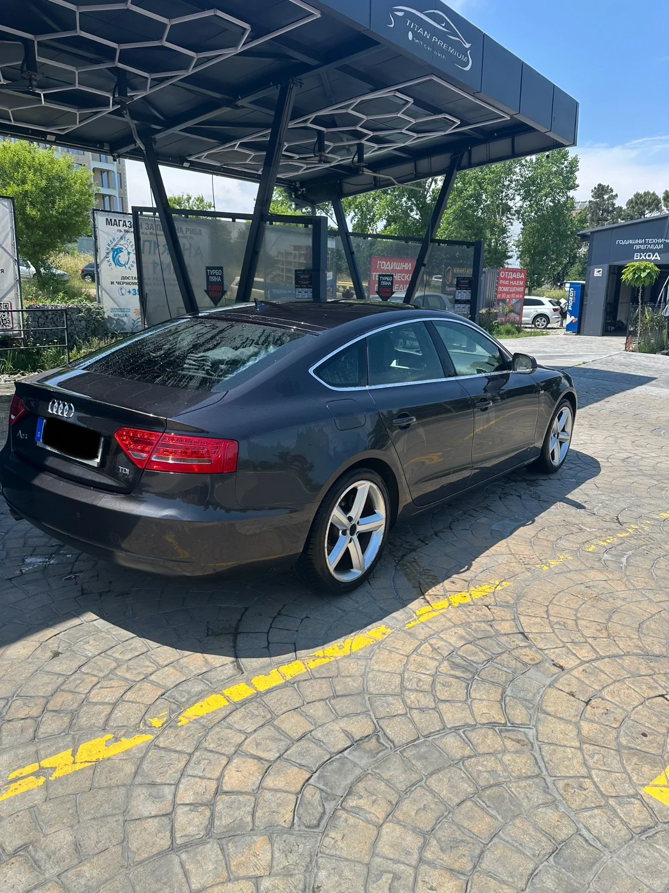 Audi A5 2.0 TDI, снимка 4 - Автомобили и джипове - 55441729