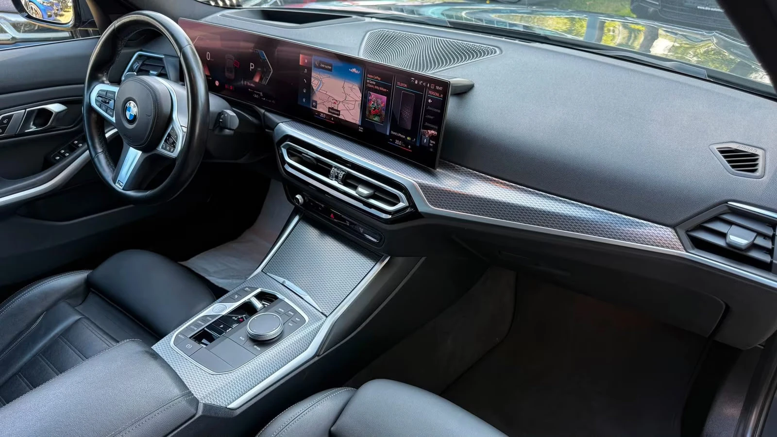 BMW 1800 d/xDRIVE/190HP/M PACK/HUD/CAM/H&K/FACE/649z, снимка 12 - Автомобили и джипове - 55441917