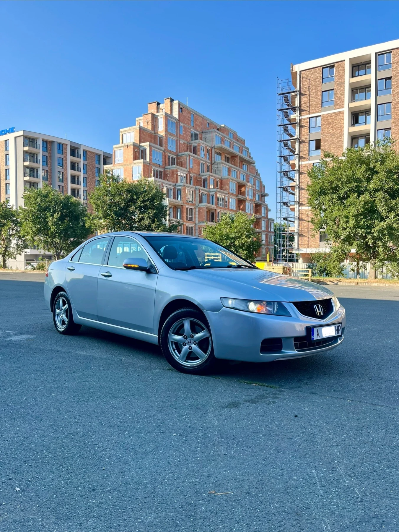 Honda Accord 2.2 140кс * Кожа* Круиз Контрол, снимка 2 - Автомобили и джипове - 55508530