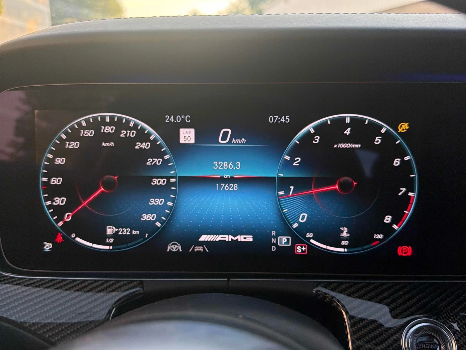 Mercedes-Benz AMG GT 63 S* 4MATIC* BURMESTER* PANO* ПОДГРЕВ* ОБДУХВАНЕ*, снимка 8 - Автомобили и джипове - 55511965