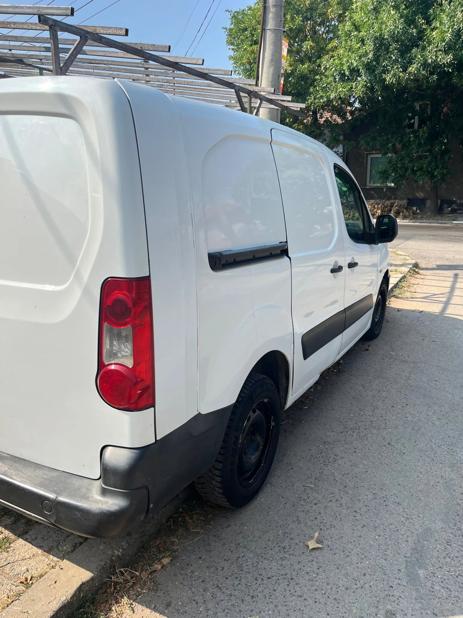 Peugeot Partner, снимка 3 - Автомобили и джипове - 56041214