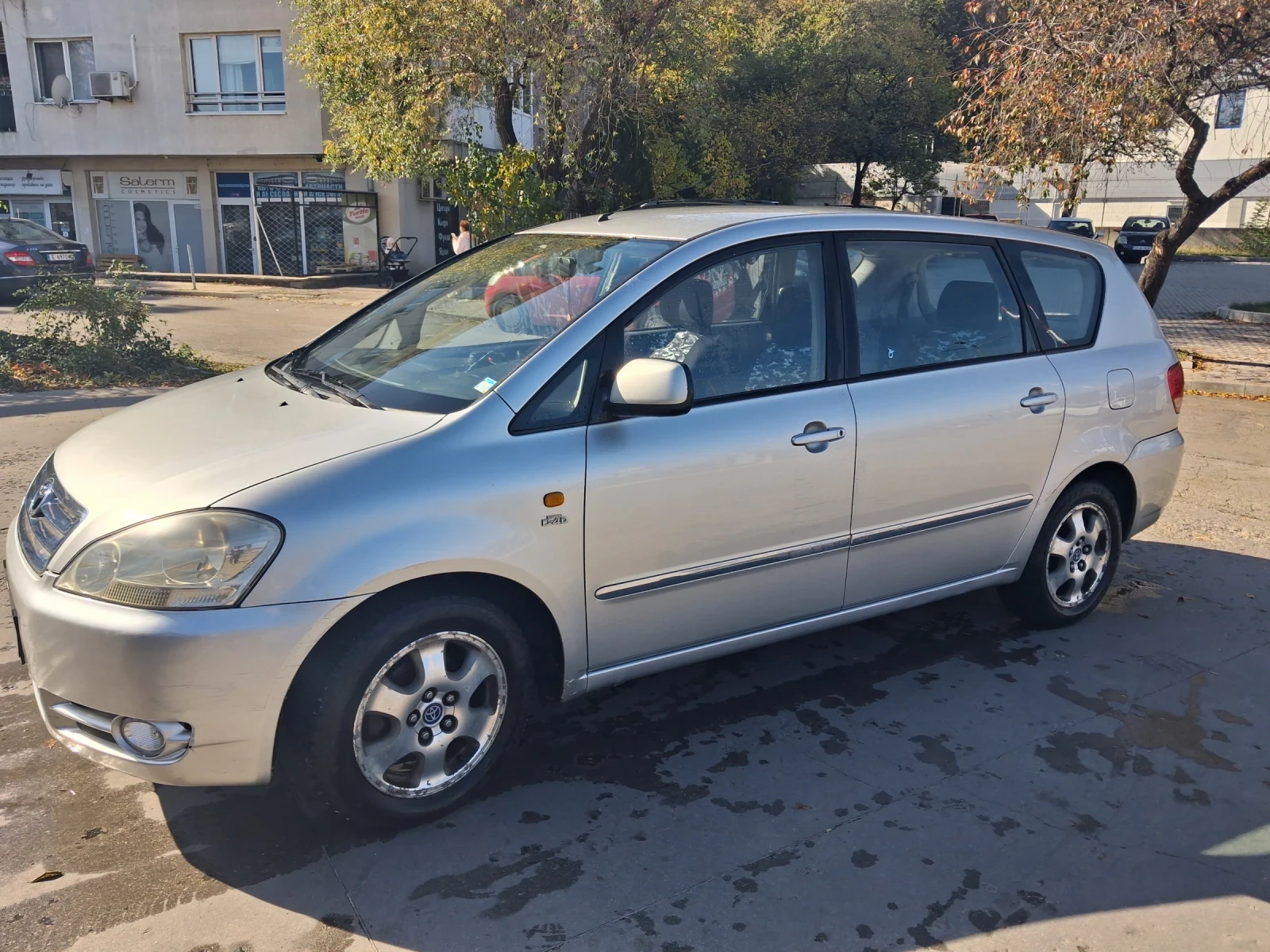 Toyota Avensis verso, снимка 3 - Автомобили и джипове - 56634602