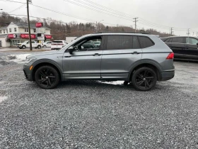 VW Tiguan Comfortline R Line Black Edition| CARFAX, снимка 2