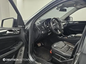 Mercedes-Benz GLS 350 4MATIC, снимка 11