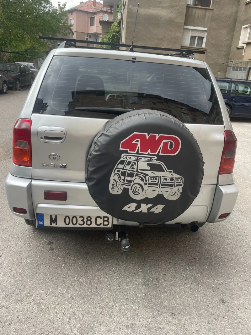 Toyota Rav4, снимка 9 - Автомобили и джипове - 47144900