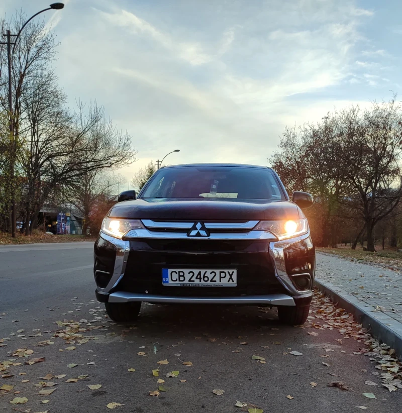 Mitsubishi Outlander, снимка 9 - Автомобили и джипове - 48477811