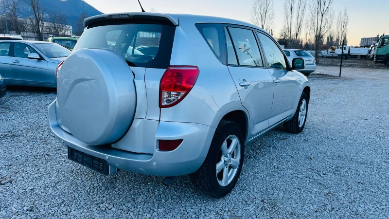 Toyota Rav4 2.2d4-d 136kc Италия, снимка 4 - Автомобили и джипове - 49349763