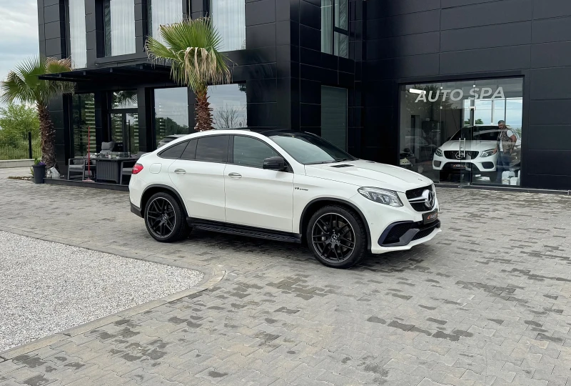 Mercedes-Benz GLE 63 AMG 22// Подгрев* Панорама* Harman/Kardon* 360Камера, снимка 3 - Автомобили и джипове - 50300475