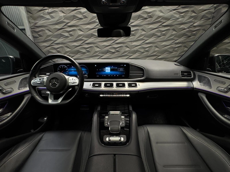 Mercedes-Benz GLE 350 d 4Matic Coupe AMG Pano* Camera* Подгрев, снимка 5 - Автомобили и джипове - 51072205