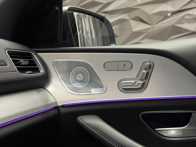 Mercedes-Benz GLE 350 d 4Matic Coupe AMG Pano* Camera* Подгрев, снимка 13 - Автомобили и джипове - 51072205