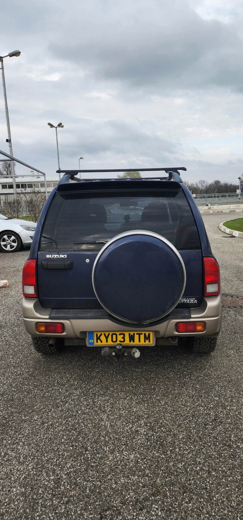 Suzuki Grand vitara 2.0, снимка 6 - Автомобили и джипове - 52661570