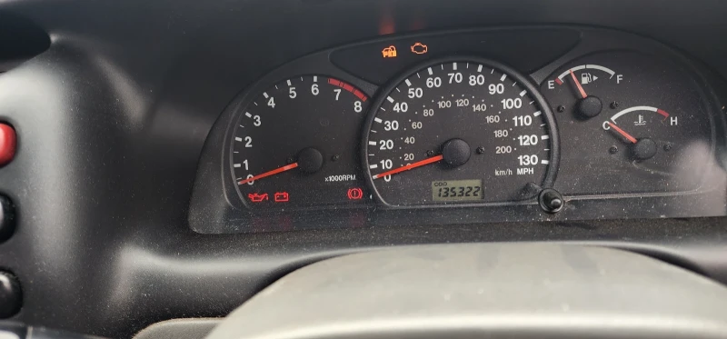 Suzuki Grand vitara 2.0, снимка 3 - Автомобили и джипове - 52661570