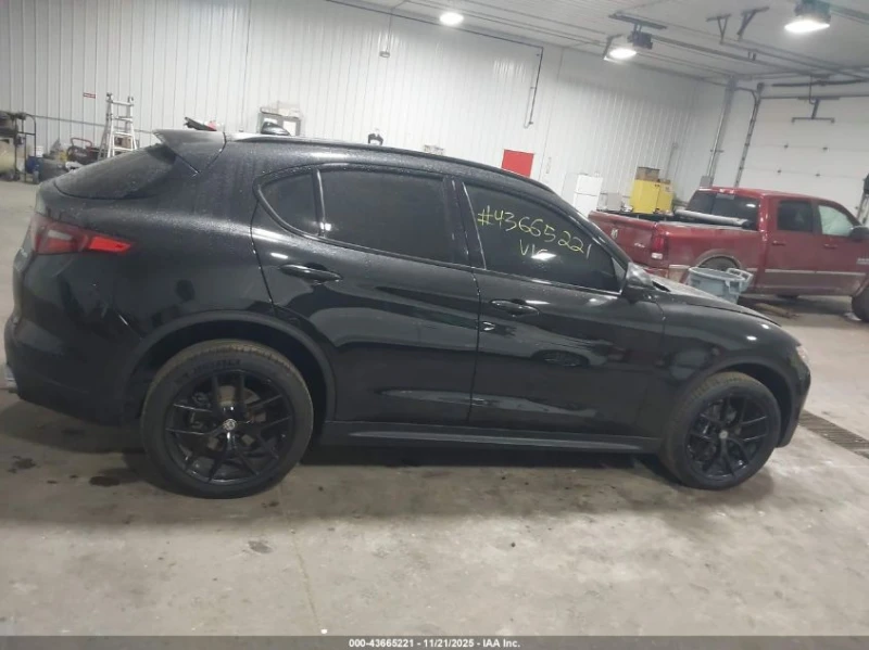 Alfa Romeo Stelvio 2l Ti Sport Awd, снимка 13 - Автомобили и джипове - 53414933