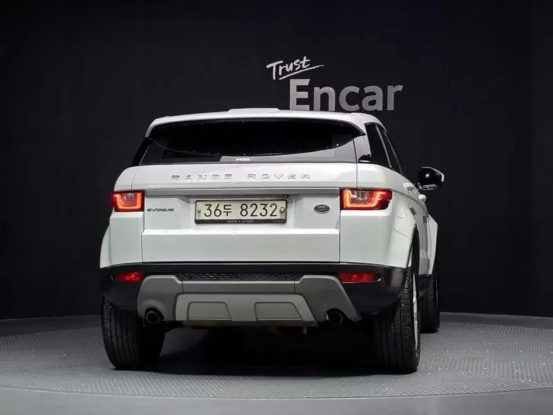 Land Rover Range Rover Evoque, снимка 4 - Автомобили и джипове - 56737322