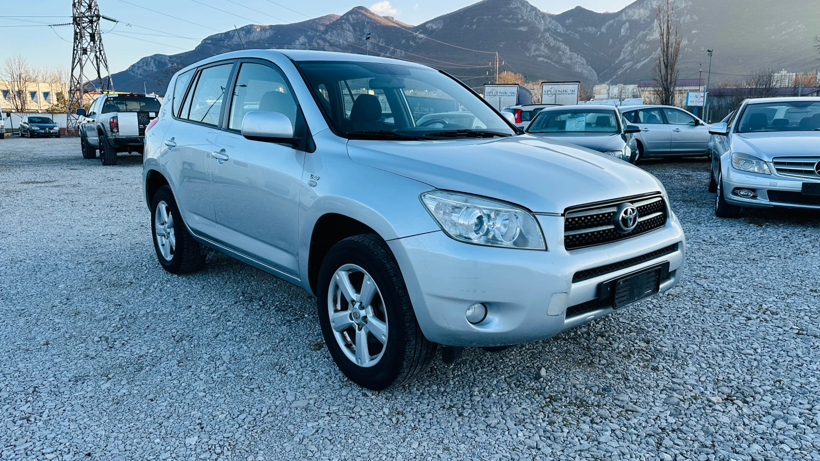 Toyota Rav4 2.2d4-d 136kc Италия - изображение 3