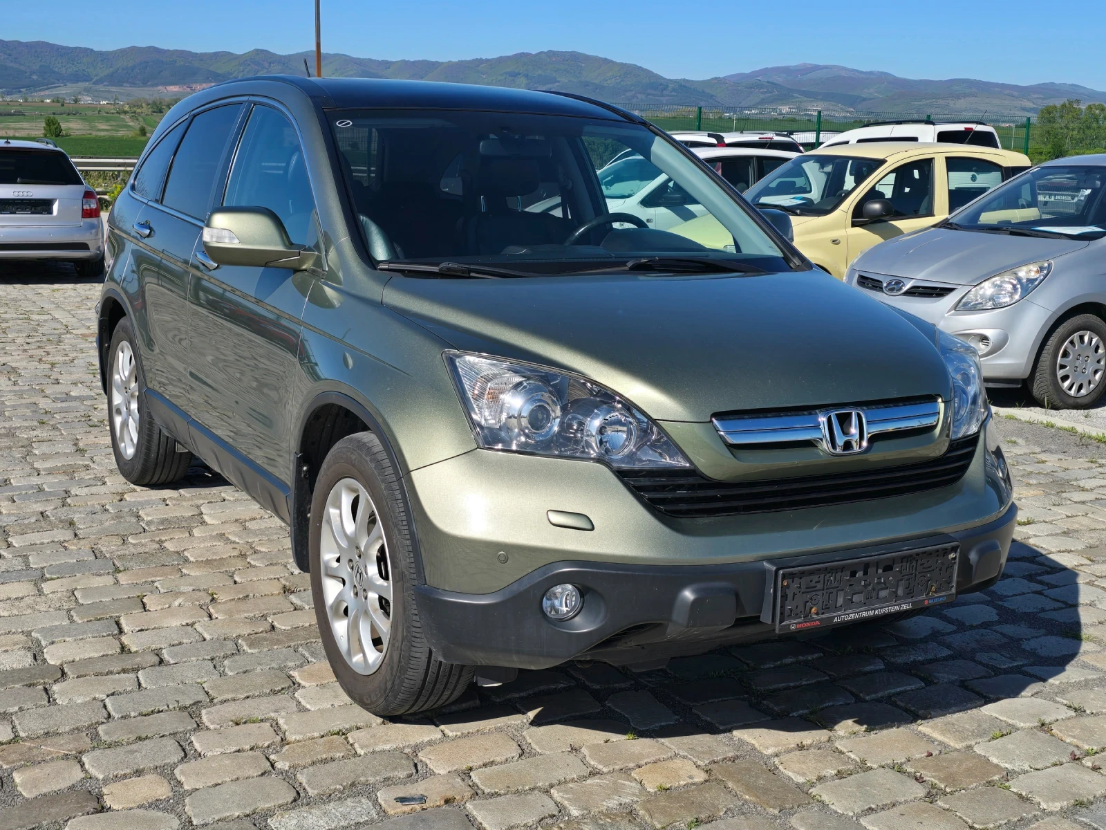 Honda Cr-v 2.0D 140кс КОЖА ПАНОРАМА НАВИГАЦИЯ - изображение 3