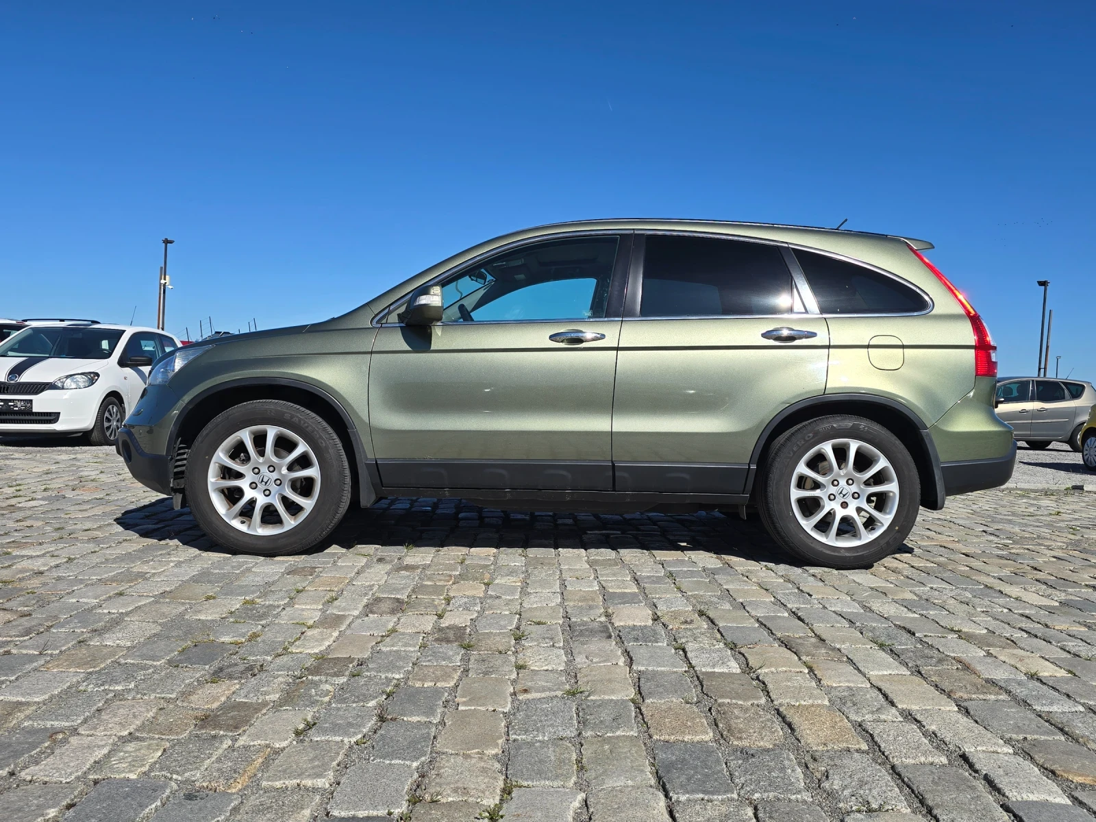 Honda Cr-v 2.0D 140кс КОЖА ПАНОРАМА НАВИГАЦИЯ - изображение 4