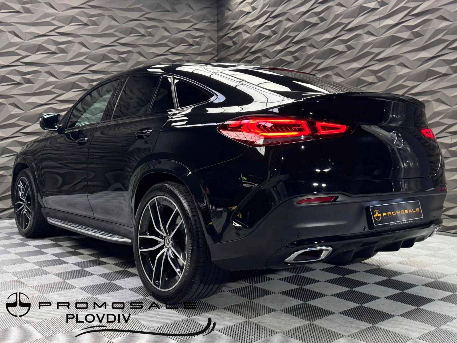 Mercedes-Benz GLE 350 d 4Matic Coupe AMG Pano* Camera* Подгрев - изображение 3