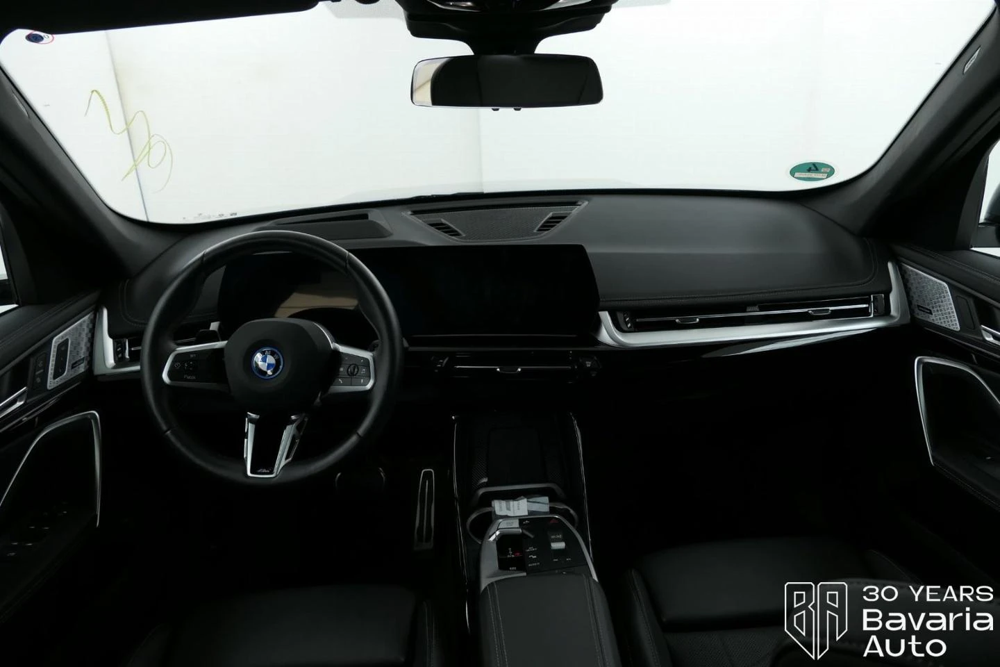 BMW iX1 30 xDrive M Sport  Paket | Mobile.bg   7