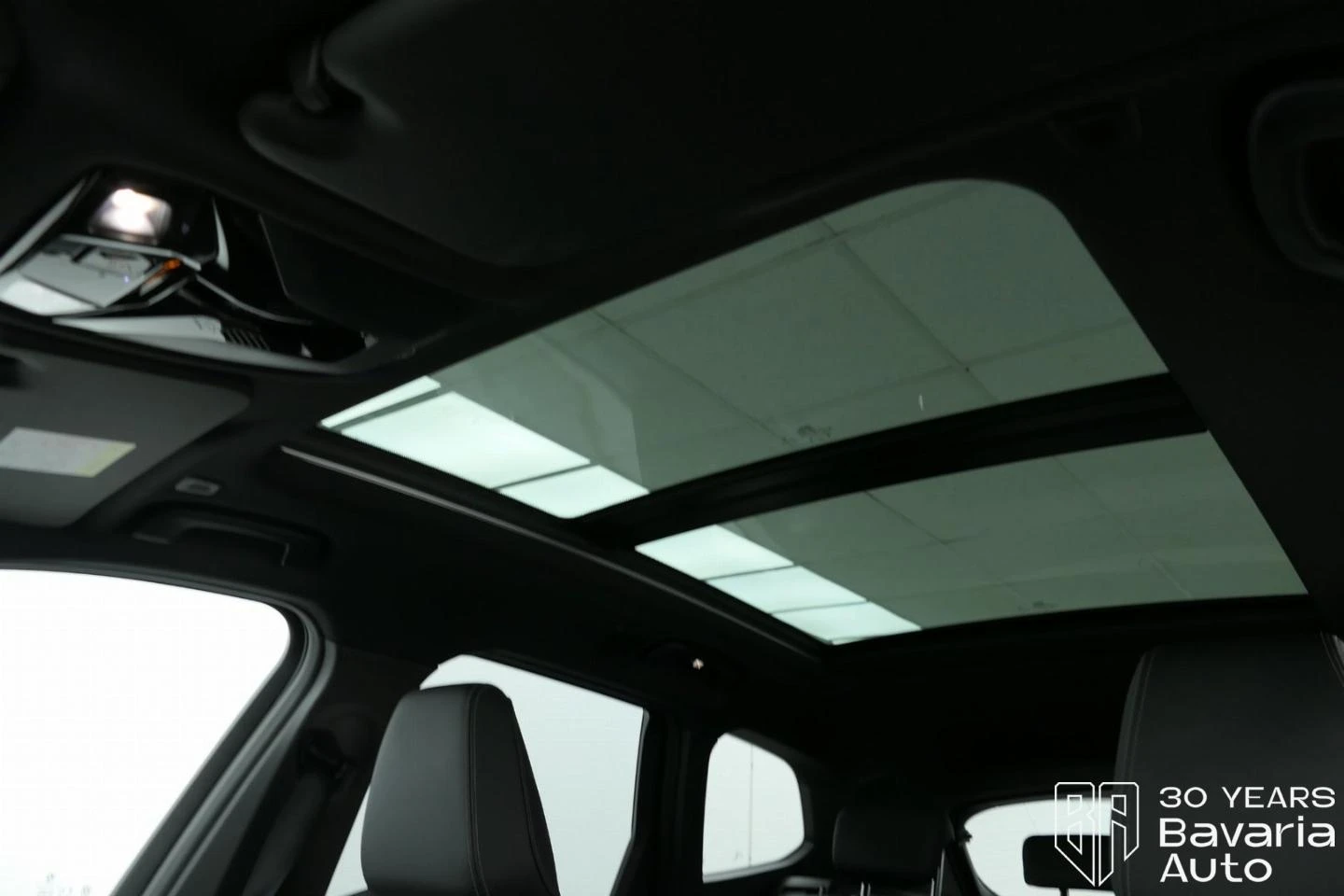 BMW iX1 30 xDrive M Sport  Paket | Mobile.bg   9