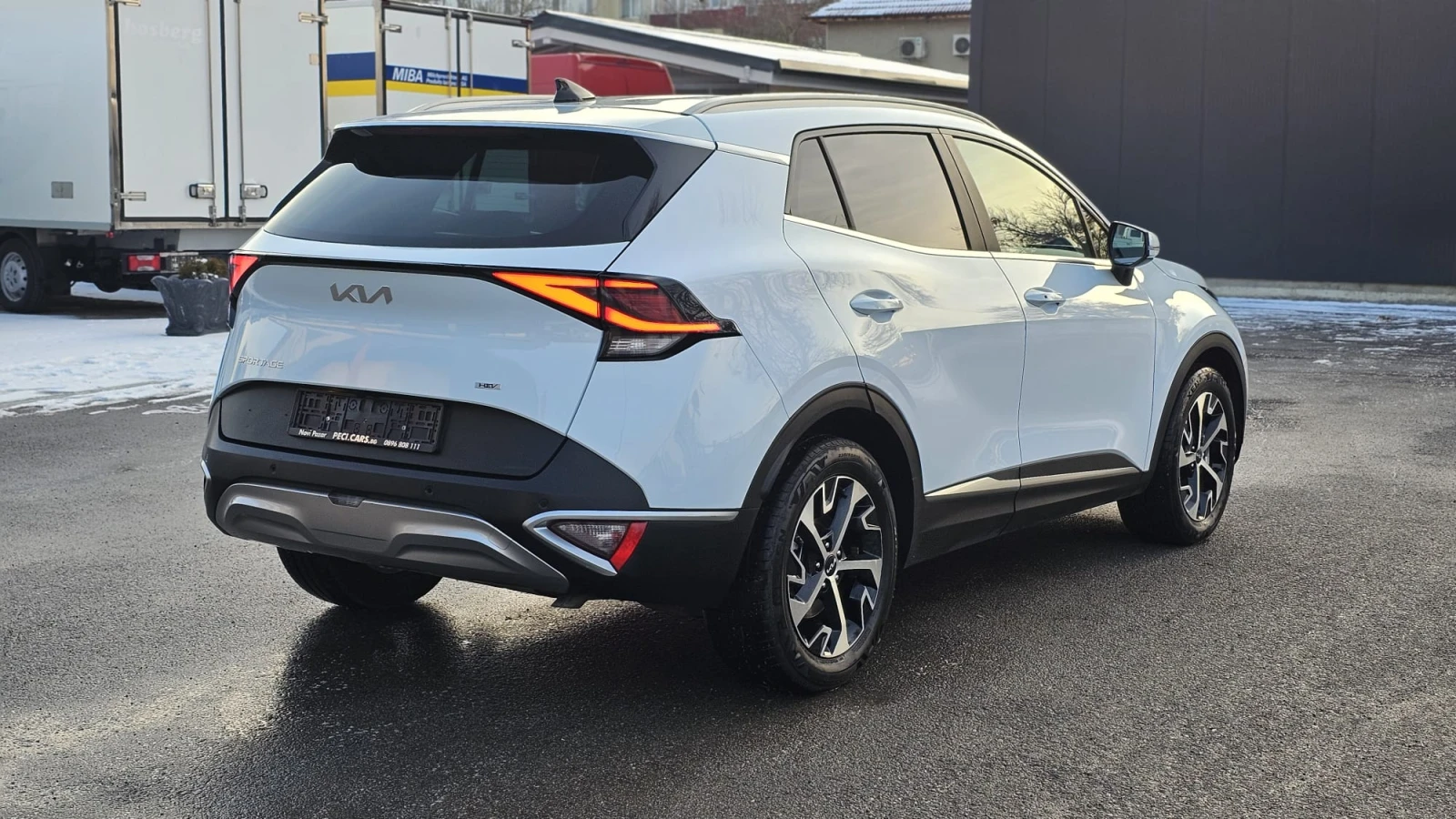 Kia Sportage 1.6Hybrid IT-ДИСТРОНИК-ПЪЛНА ИСТ.-ТОП СЪСТ.-ЛИЗИНГ - изображение 6