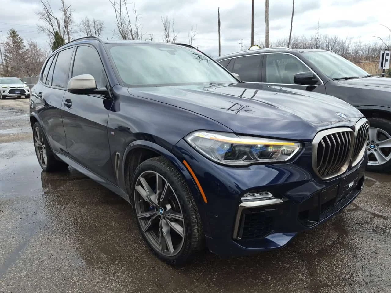 BMW X5 M50I* ЛАЗЕРИ* ДИСТРОНИК* ОБДУХВАНЕ* H/K* PANO* , снимка 2 - Автомобили и джипове - 54185692