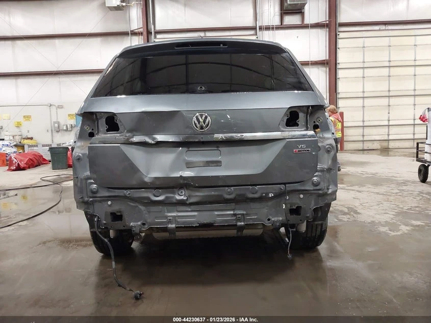 VW Atlas 3.6L V-6 DI, DOHC, VVT, 276HP All Wheel Drive | Mobile.bg � ����������� 17